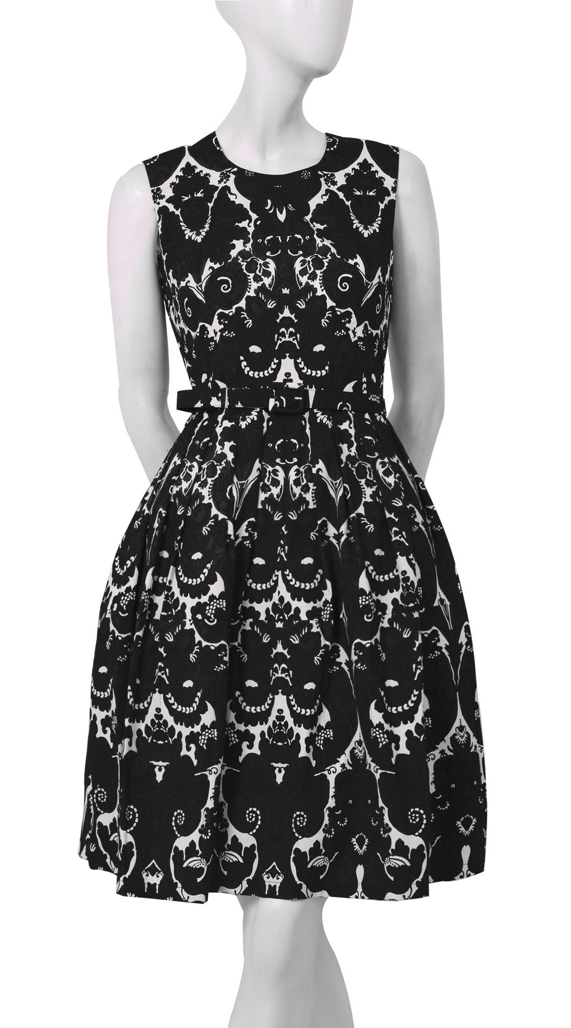 Sleeveless | Antoinette Bright | White Black | Front | Dress By Samantha Sung