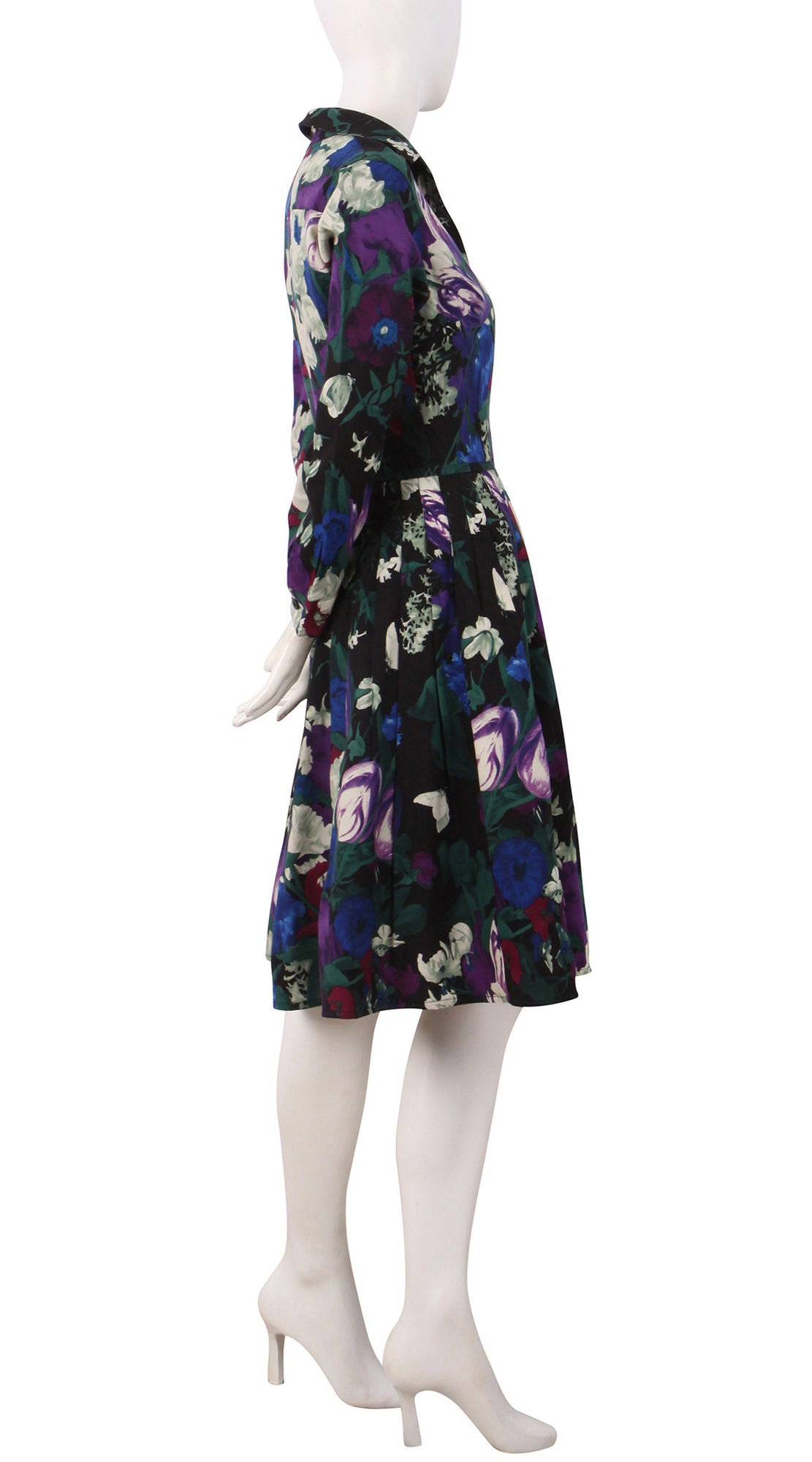 3/4 Sleeve | Bollongier Tulip Dark | Dark Black Orchid | Right | Shirt Dress By Samantha Sung