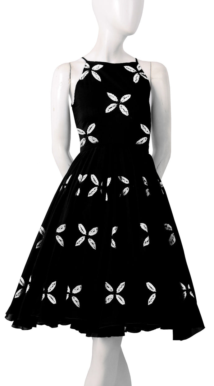 Sleeveless | Cross Lips | Black | Front-1 | Shirt Dress By Samantha Sung