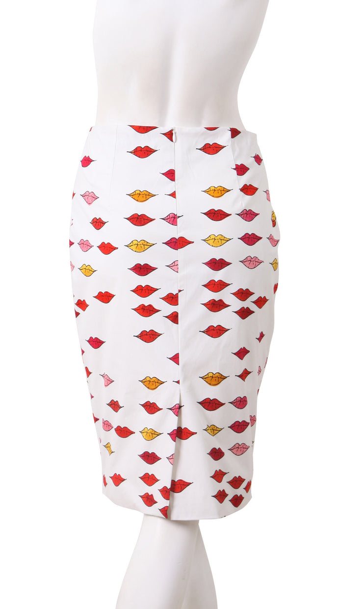 Regular | Warhole Lips | White Indian Red | Back | Skirt By Samantha Sung