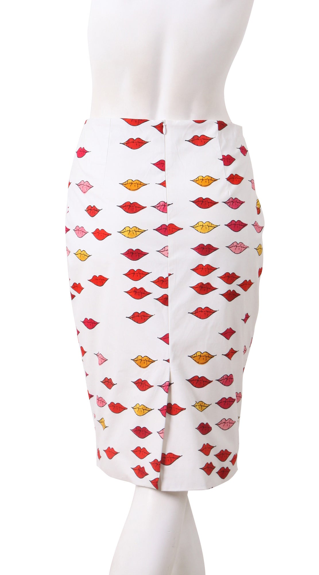 Regular | Warhole Lips | White Indian Red | Back | Skirt By Samantha Sung