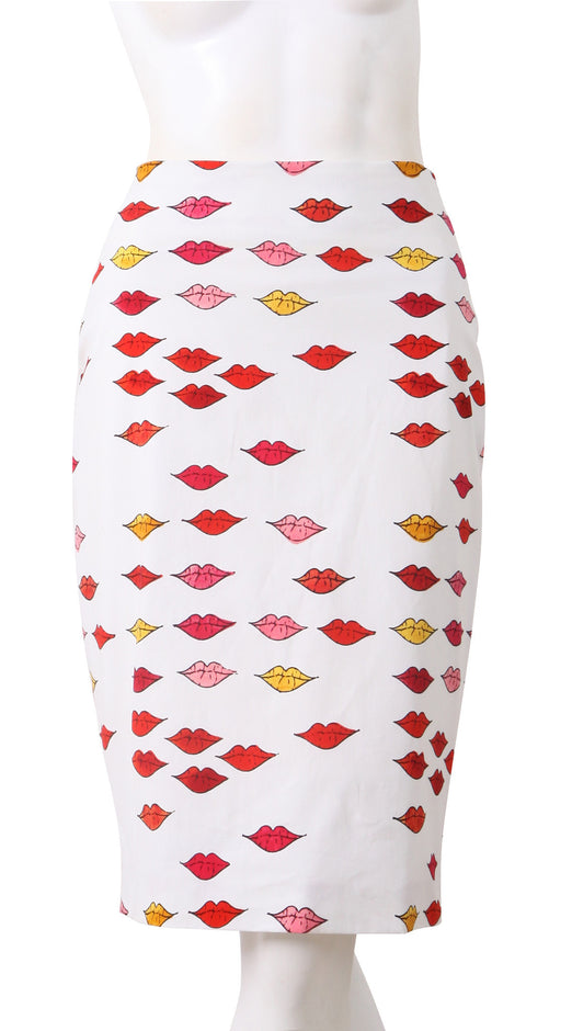 Regular | Warhole Lips | White Indian Red | Front | Skirt By Samantha Sung