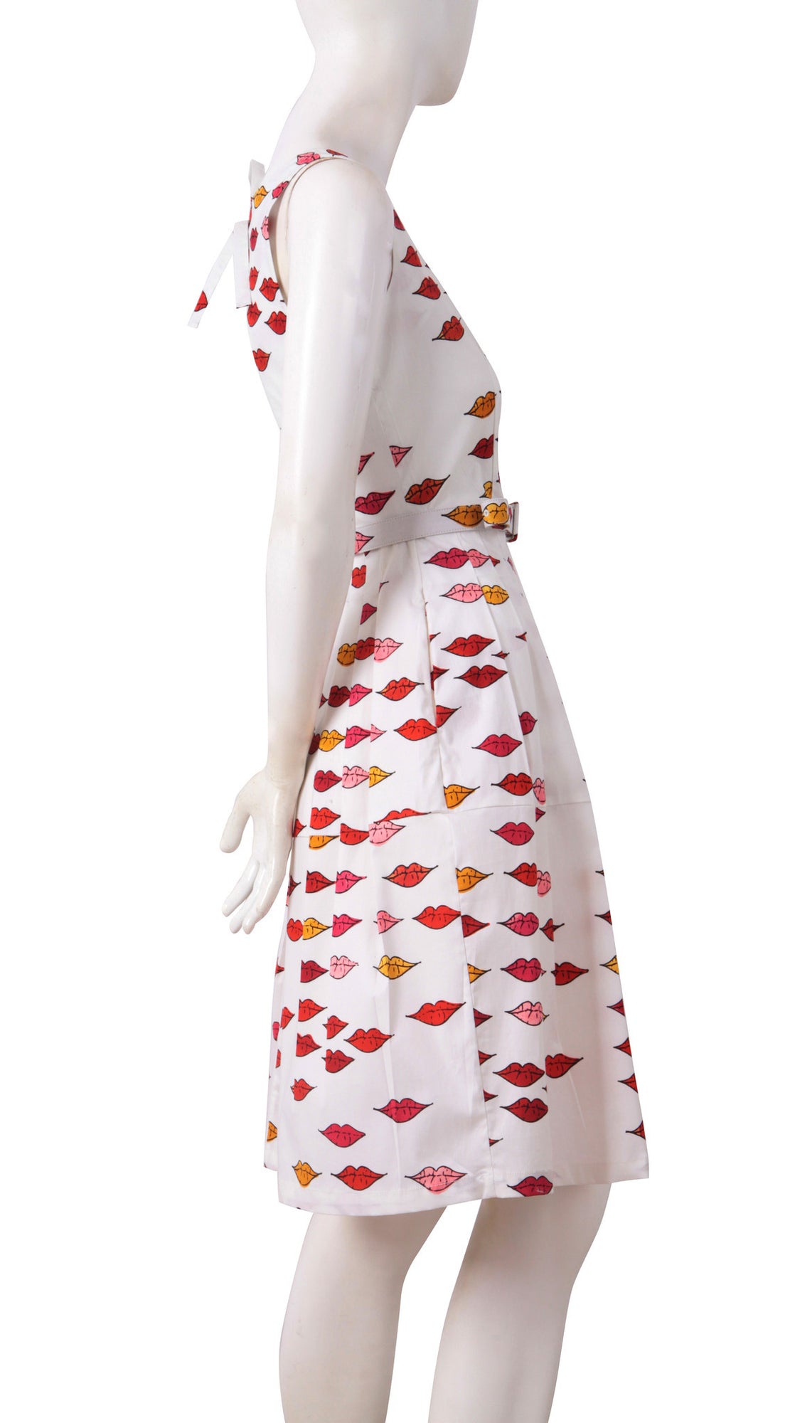 Sleeveless | Warhole Lips | White Indian Red | Right | Dress By Samantha Sung