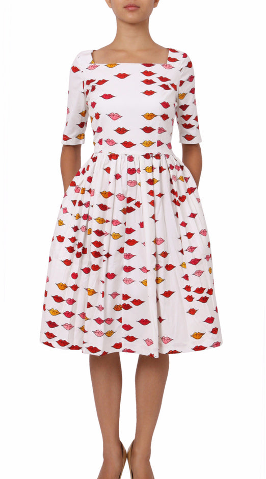 1/2 Sleeve | Warhole Lips | White Indian Red | Front-1 | Dress By Samantha Sung